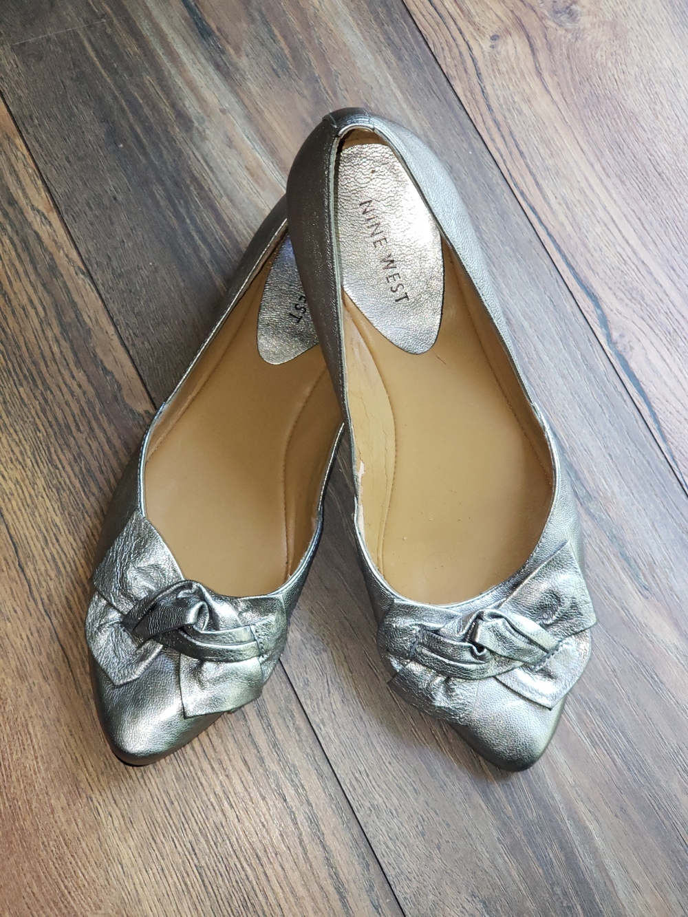 Nine West Metallic Silver Knot Pointed-Toe Flats
